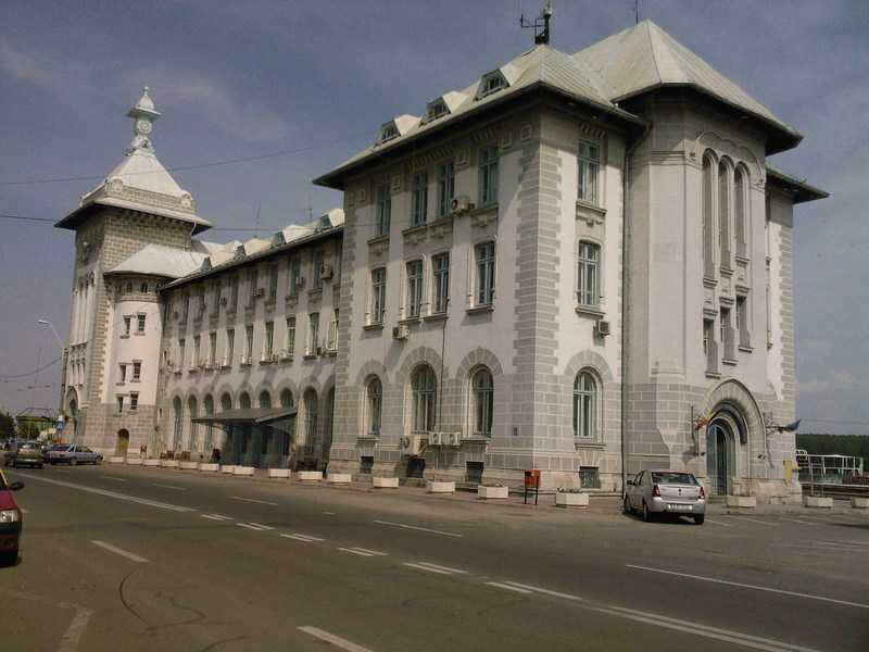 0653 - Palatul Navigatiei vedere generala(13.06.2008).jpg