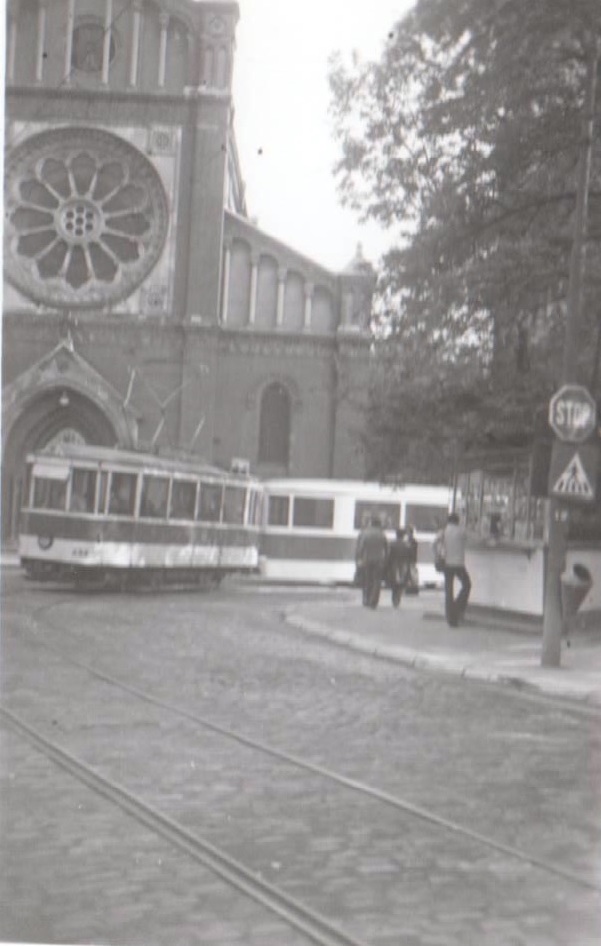 La catedrala Sf. Iosif, 1974.jpg