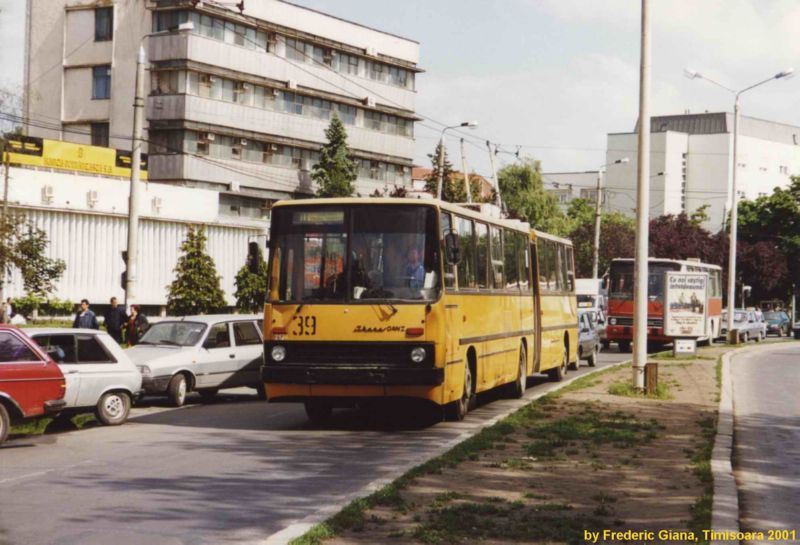 39-Trolleybus Ikarus 280 av g Timisoara 2001 2.jpg