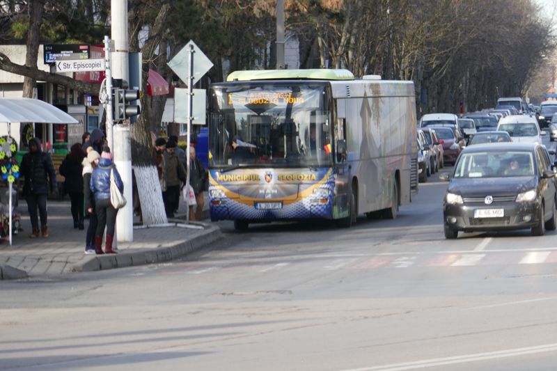 Transport in comun Slobozia, 13 februarie  001.jpg