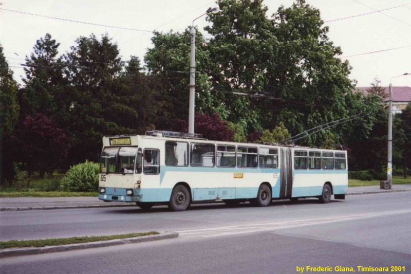 65-Trolleybus Rocar 117 E Timisoara 2001 1.jpg