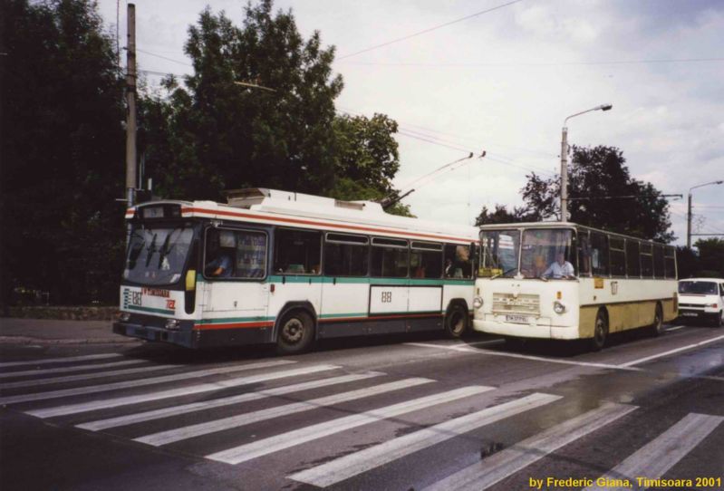 88_trolleybus_berliet_er100_ex_lyon_and224_timisoara_2001.jpg