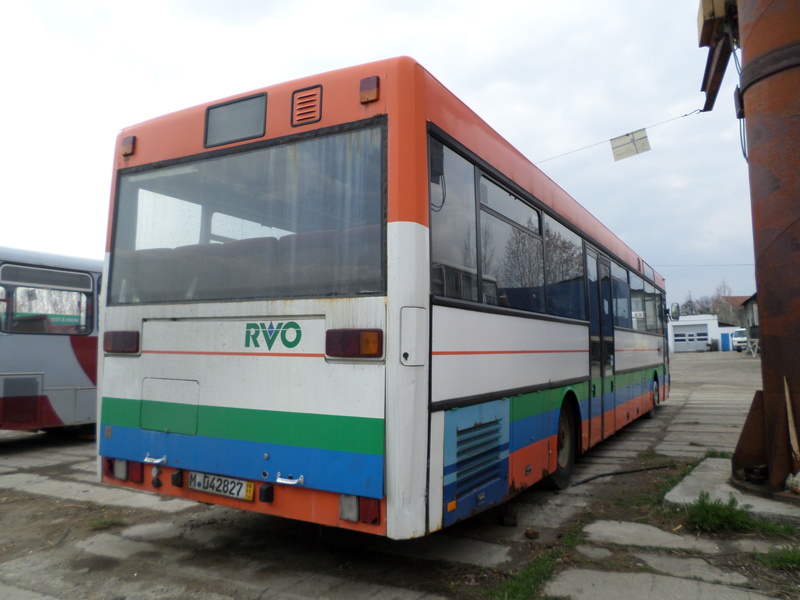 bus 586.jpg