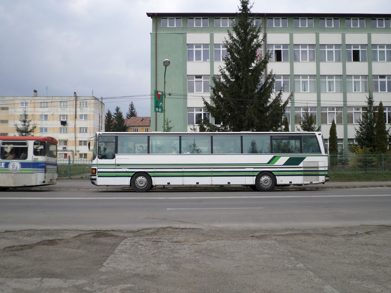 bus 718.jpg