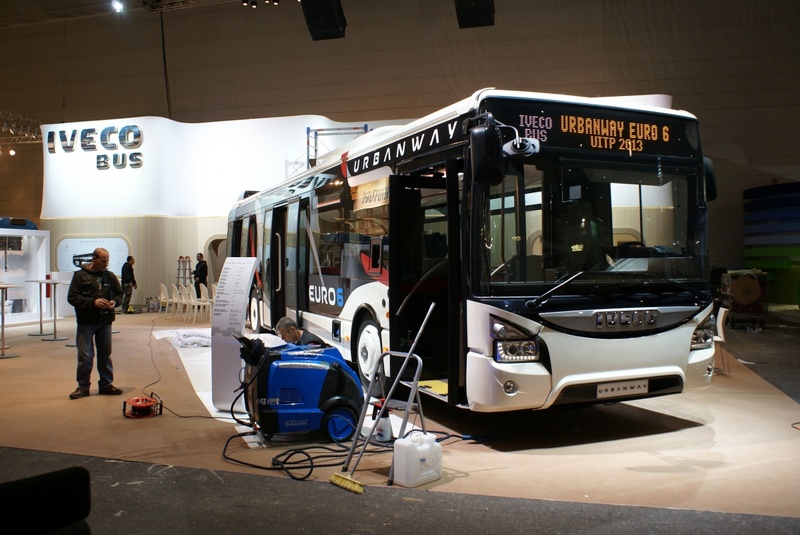 Iveco-Bus-UrbanWay-2013.jpg