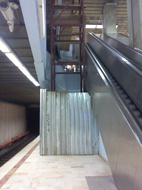 lift interior Universitate.jpg