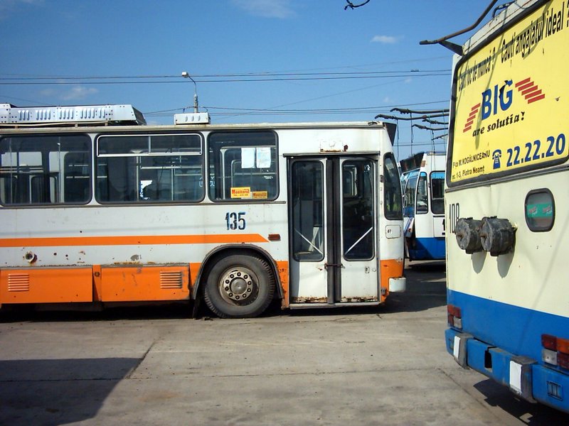 Troleibuzul SA -135.JPG