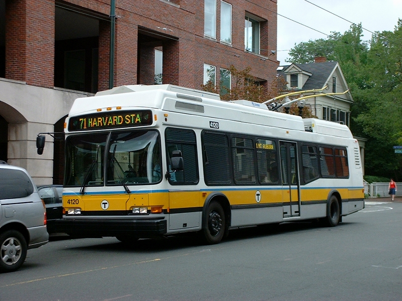 Trolleybus4120.Harvard.jpg
